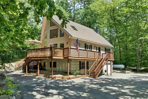 100 Olympia Street Moultonborough NH 03254