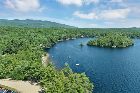 100 Olympia Street Moultonborough NH 03254