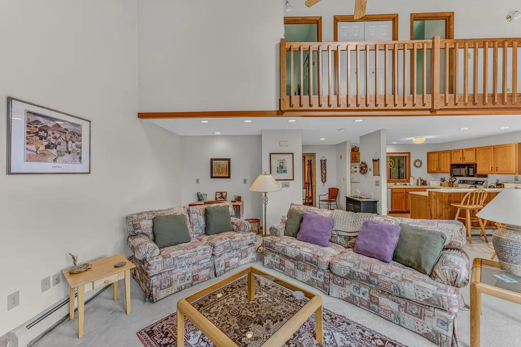 72 Appleby Close Carroll NH 03575