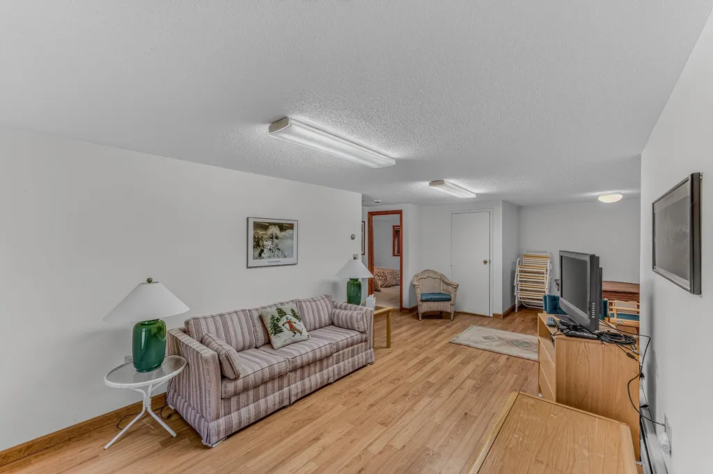 72 Appleby Close Carroll NH 03575