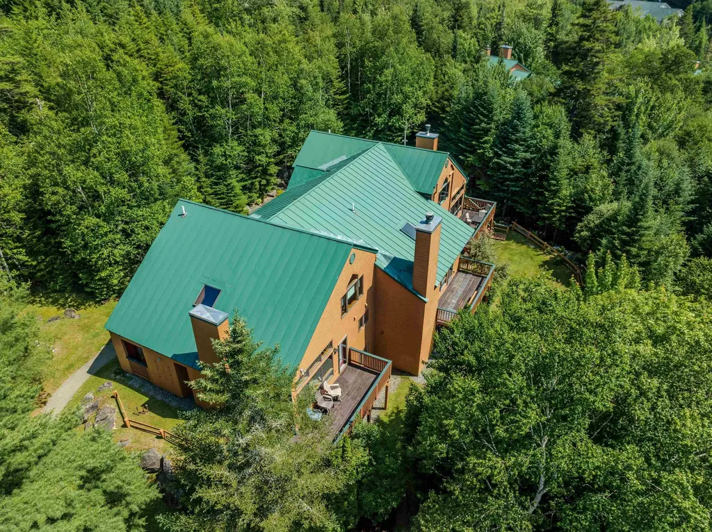 72 Appleby Close Carroll NH 03575