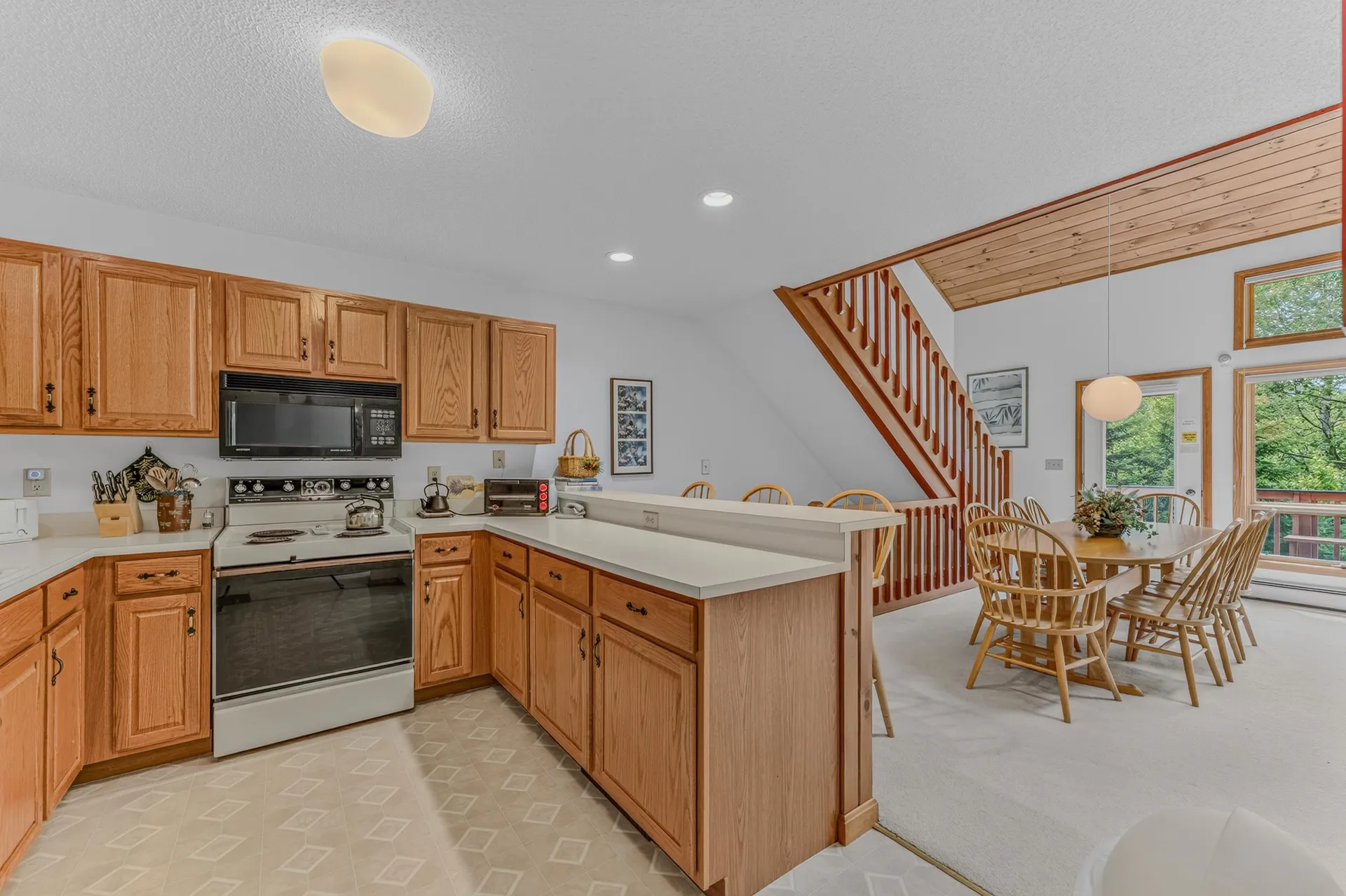 72 Appleby Close Carroll NH 03575