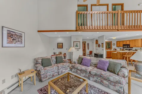 72 Appleby Close Carroll NH 03575