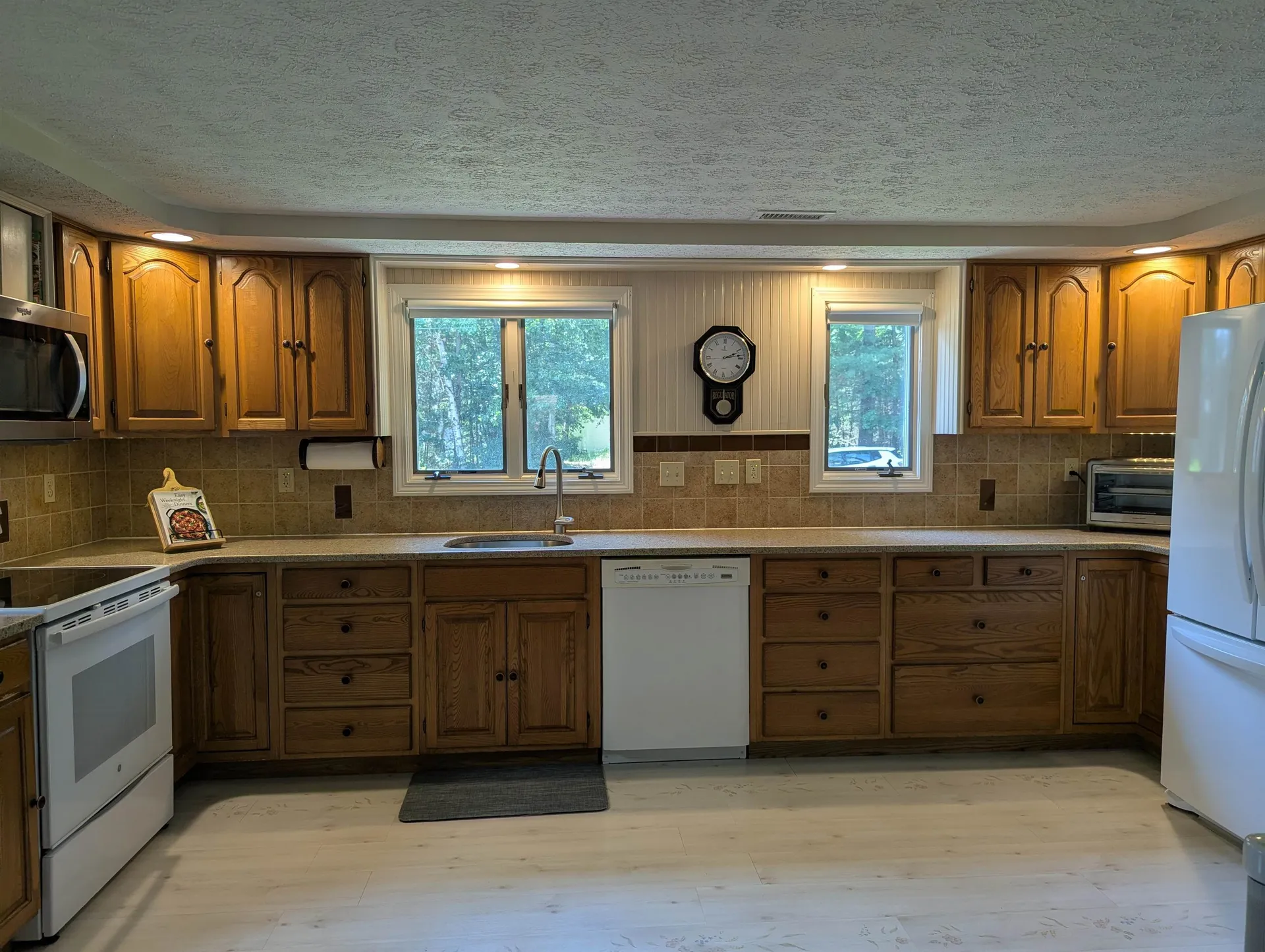 1 Greentrees Drive Hudson NH 03051