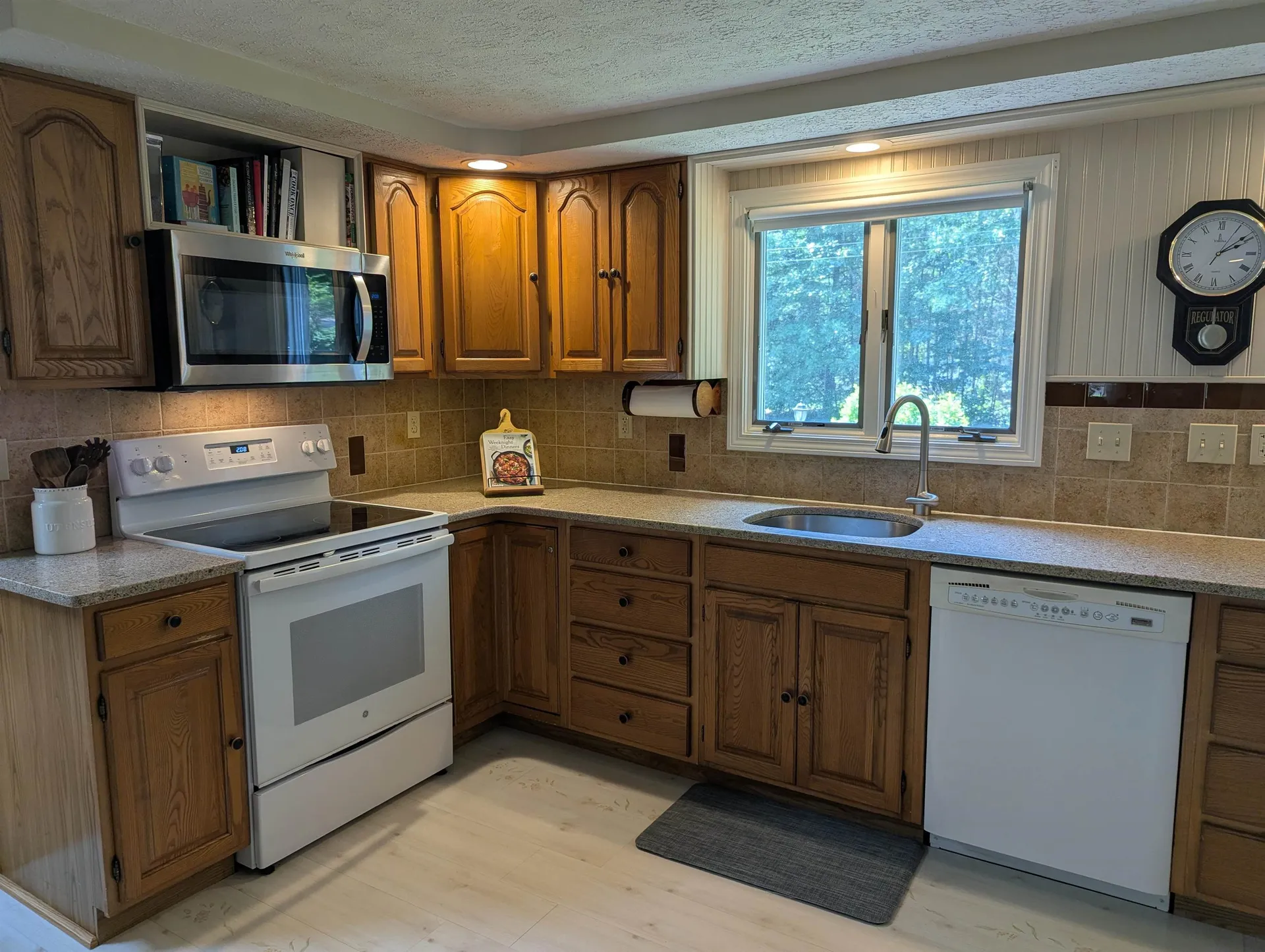 1 Greentrees Drive Hudson NH 03051