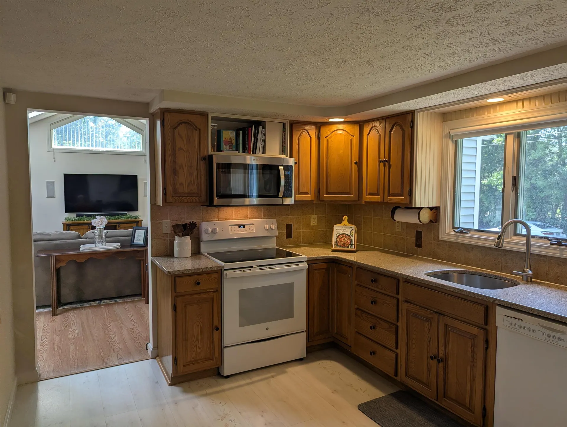 1 Greentrees Drive Hudson NH 03051