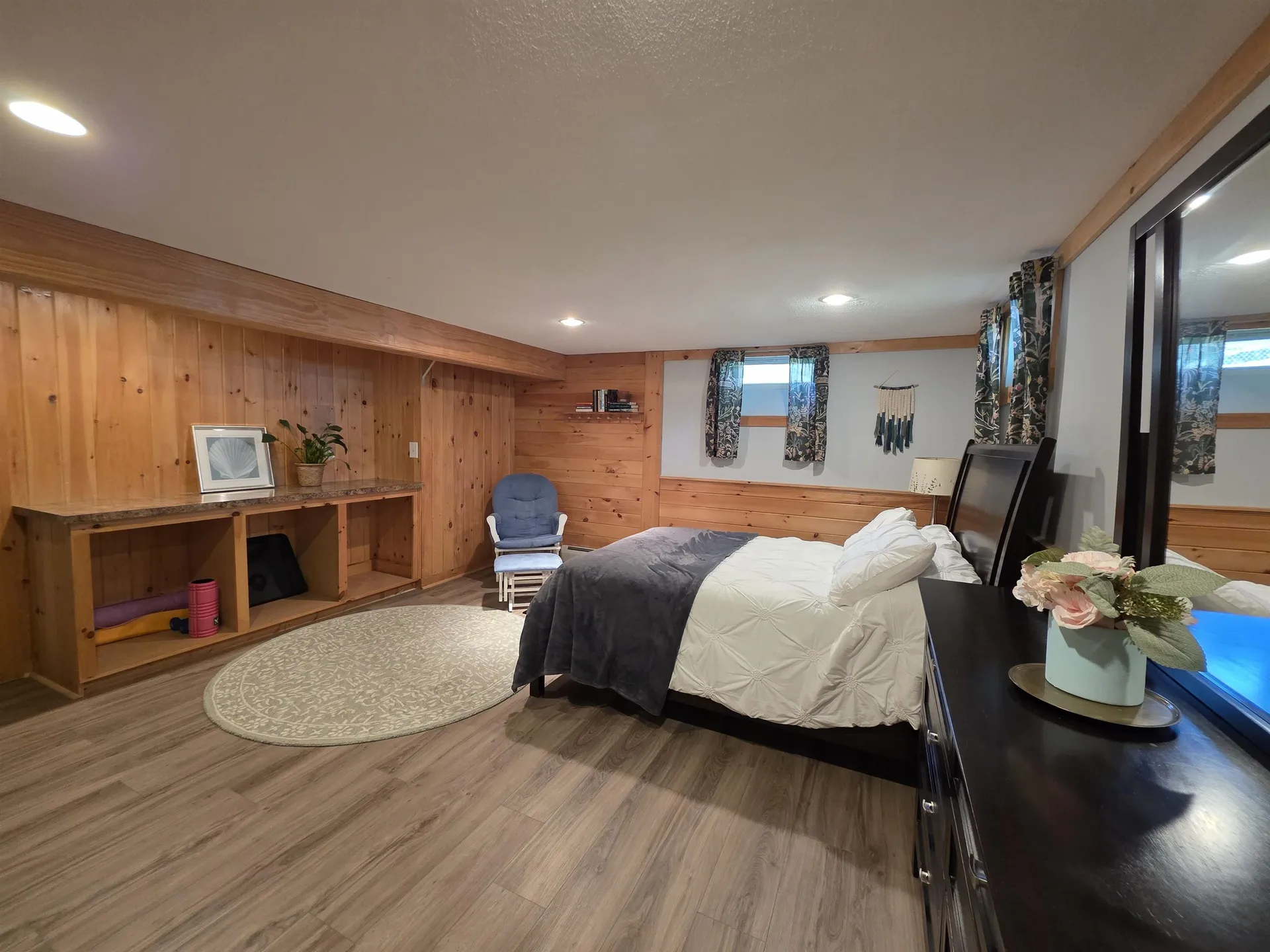 1 Greentrees Drive Hudson NH 03051