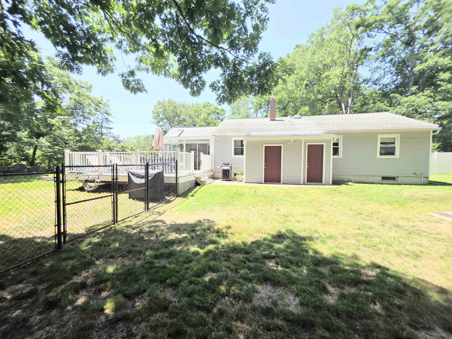 1 Greentrees Drive Hudson NH 03051