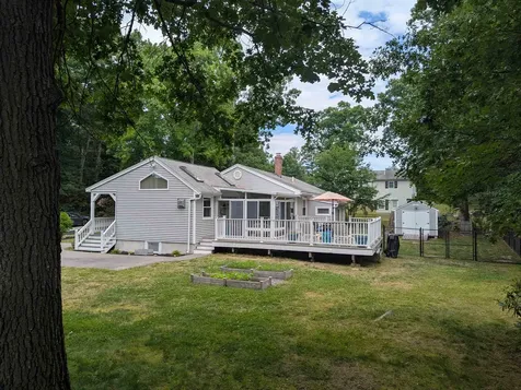 1 Greentrees Drive Hudson NH 03051