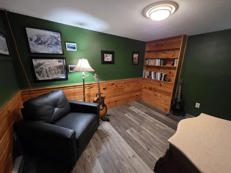 1 Greentrees Drive Hudson NH 03051