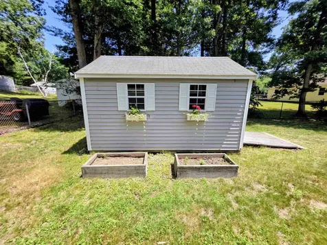 1 Greentrees Drive Hudson NH 03051