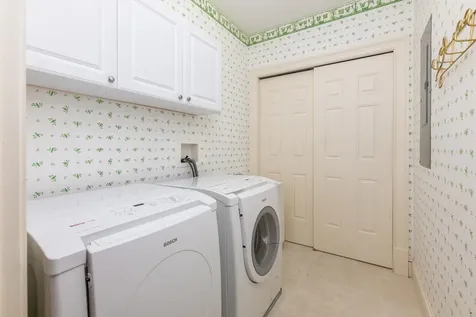 61 Central Avenue Wolfeboro NH 03894