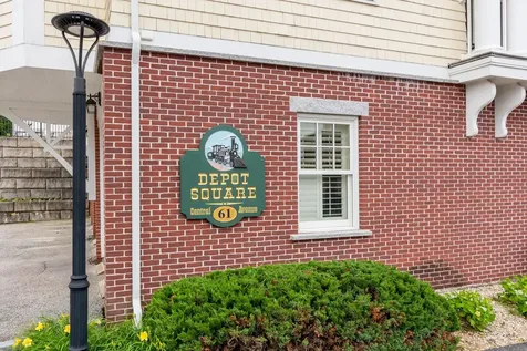 61 Central Avenue Wolfeboro NH 03894