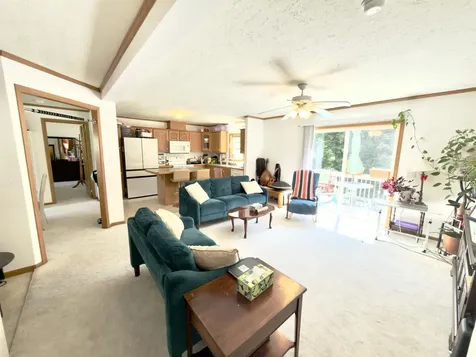 17 Northbrook Road Tilton NH 03276