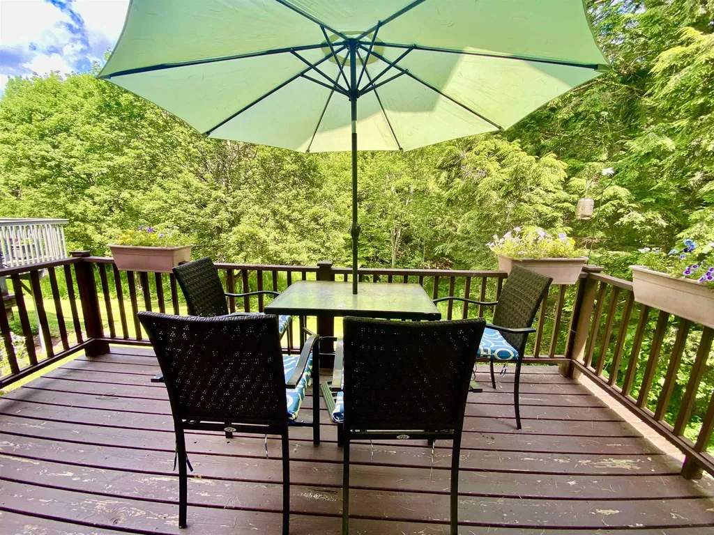 121 Townhouse Way Woodstock VT 05091