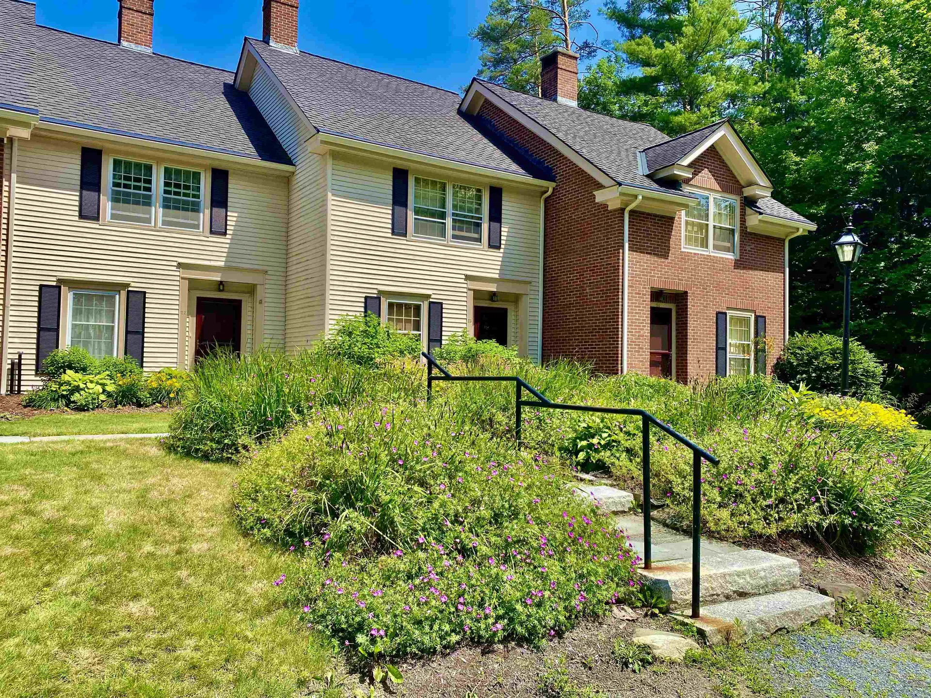 121 Townhouse Way Woodstock VT 05091