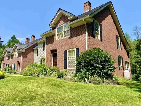 121 Townhouse Way Woodstock VT 05091