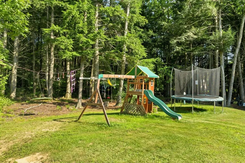 954 Ten Rod Road Farmington NH 03835