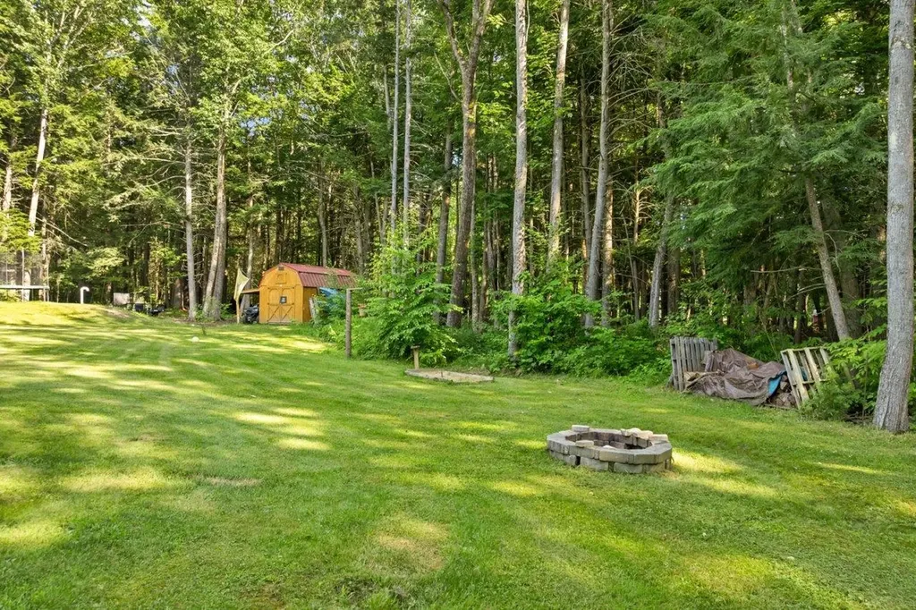 954 Ten Rod Road Farmington NH 03835