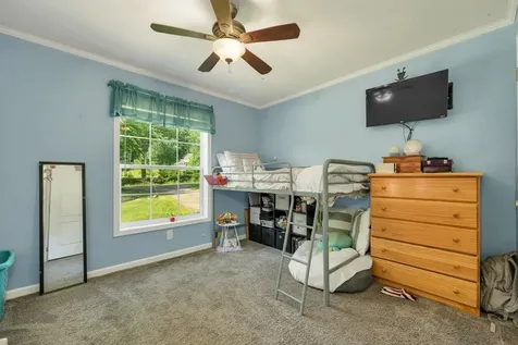 954 Ten Rod Road Farmington NH 03835
