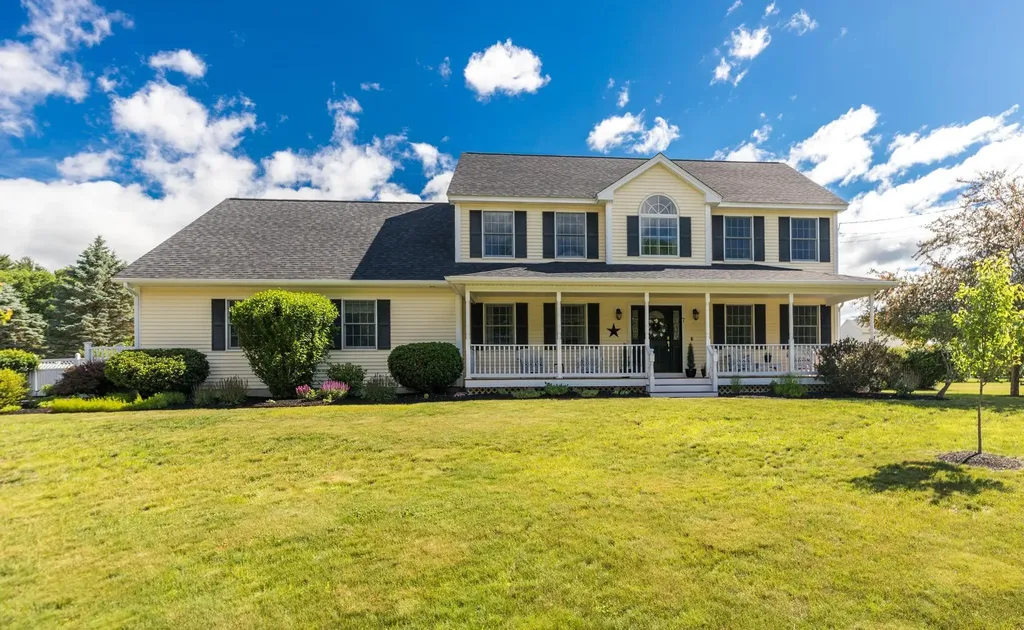 7 Lisa Lane Rochester NH 03868