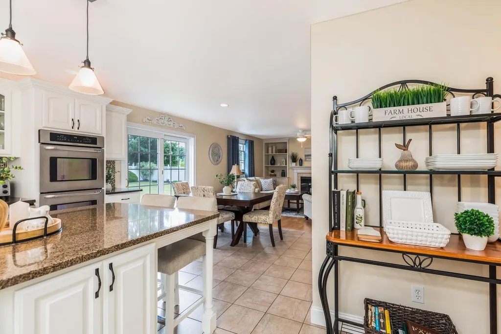 7 Lisa Lane Rochester NH 03868