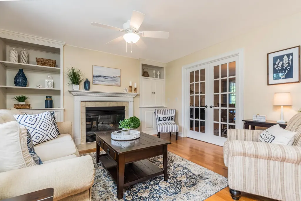 7 Lisa Lane Rochester NH 03868