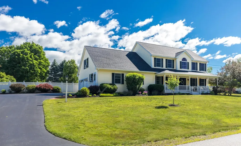 7 Lisa Lane Rochester NH 03868
