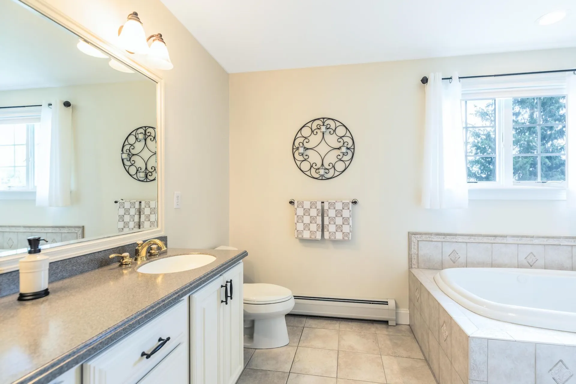 7 Lisa Lane Rochester NH 03868