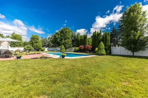 7 Lisa Lane Rochester NH 03868