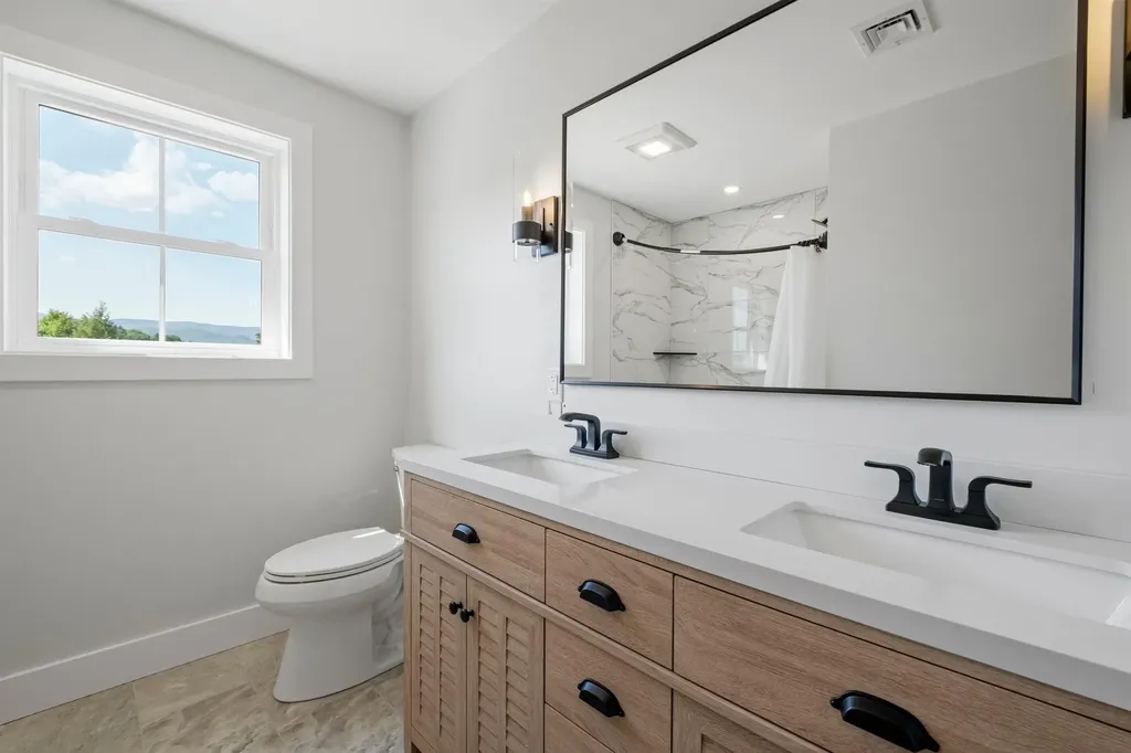 46 Melina's Way Thornton NH 03285