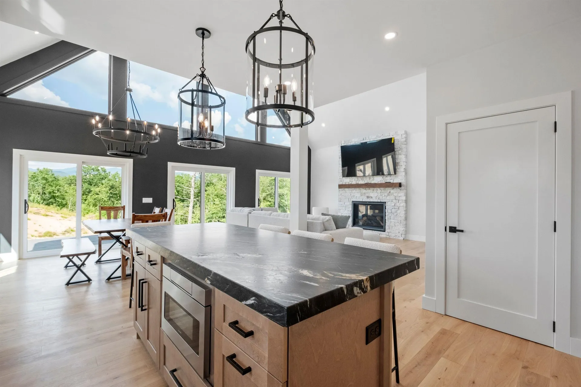 46 Melina's Way Thornton NH 03285