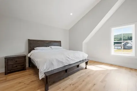 46 Melina's Way Thornton NH 03285