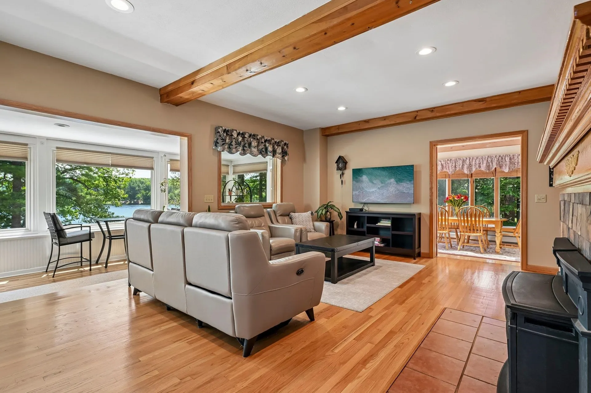 76 Holts Point Road Sandown NH 03873