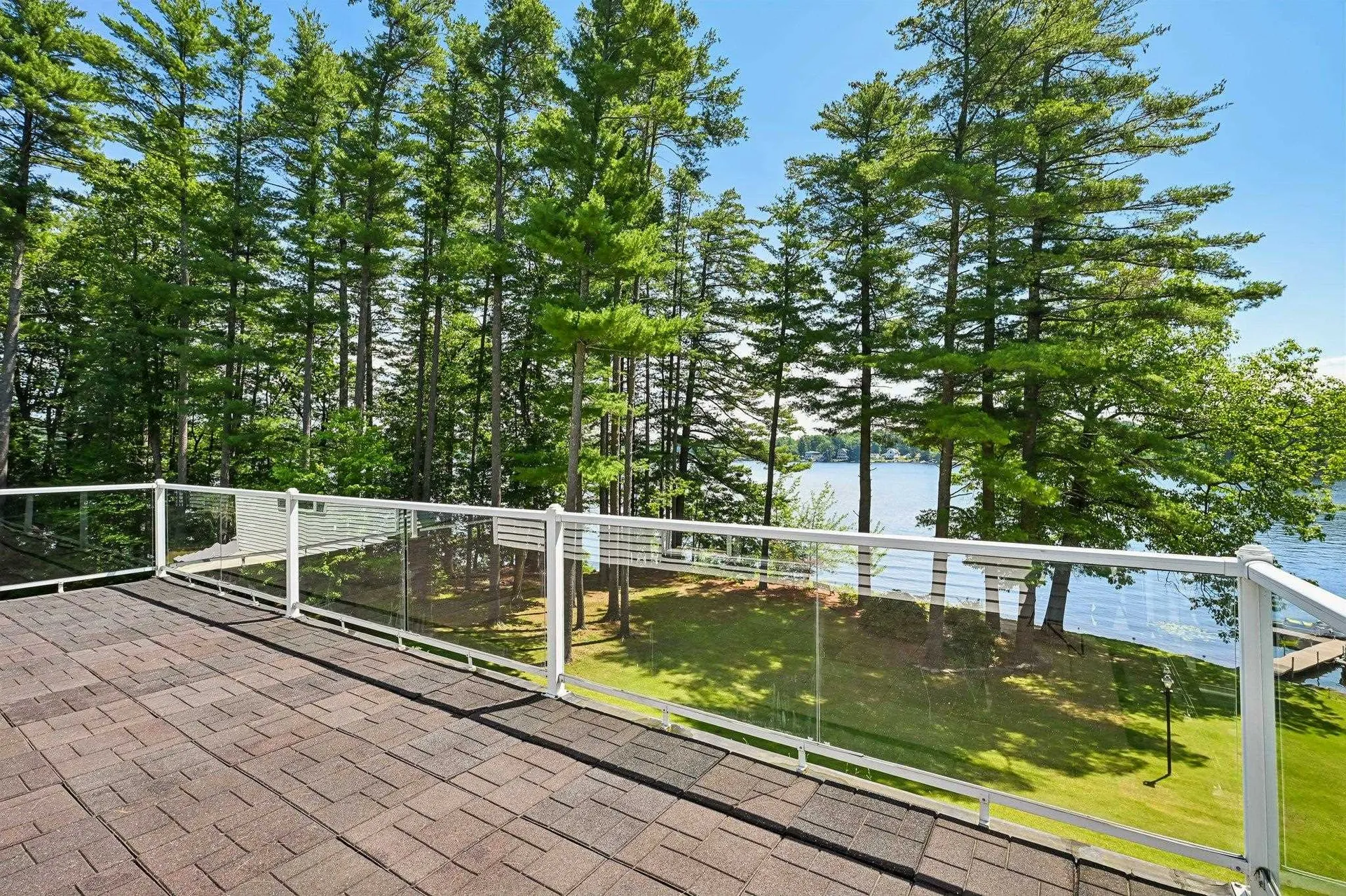76 Holts Point Road Sandown NH 03873
