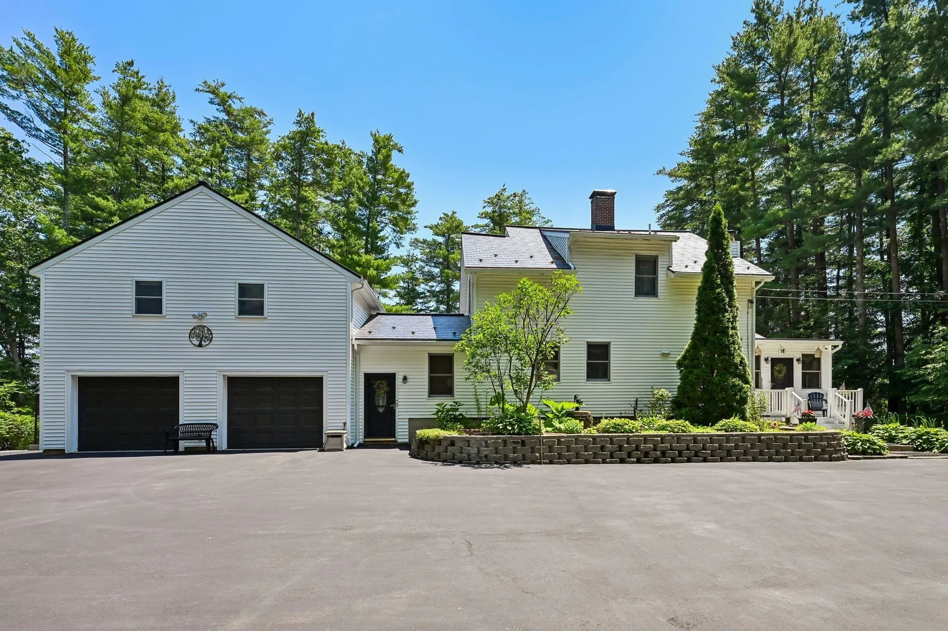 76 Holts Point Road Sandown NH 03873