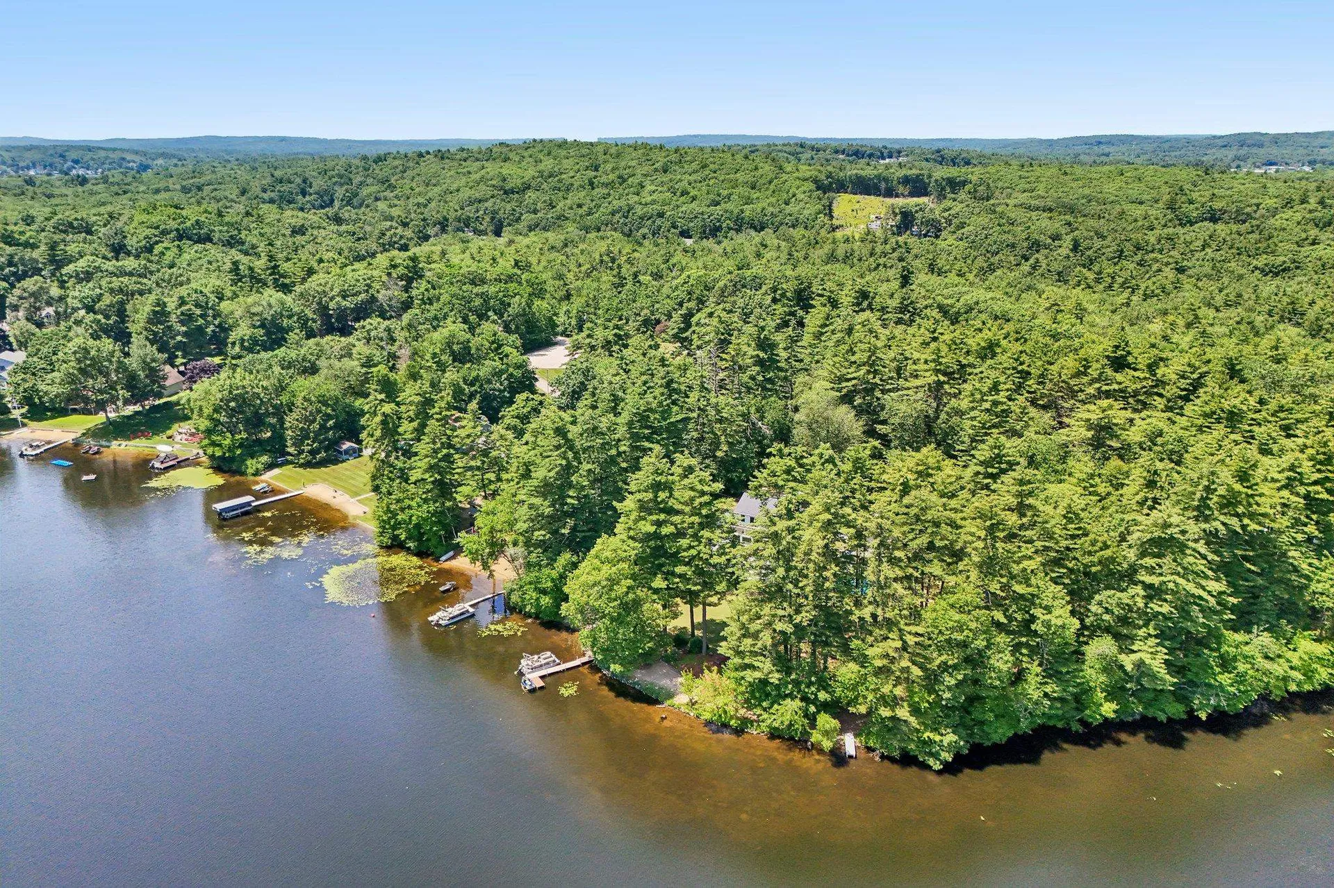76 Holts Point Road Sandown NH 03873