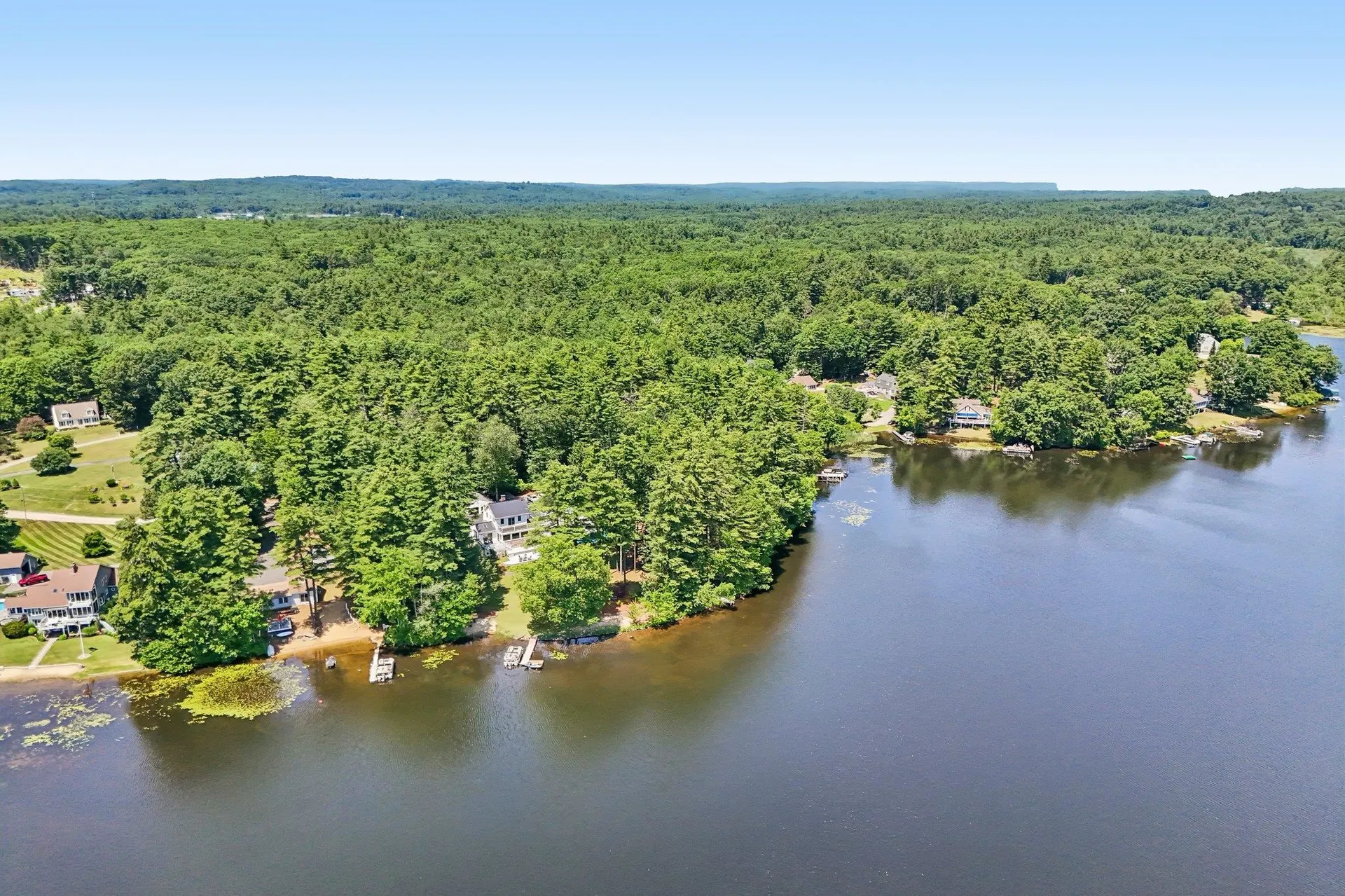 76 Holts Point Road Sandown NH 03873