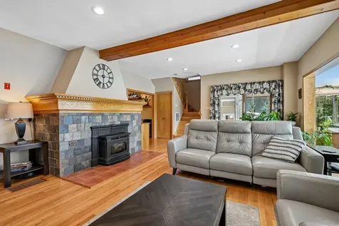 76 Holts Point Road Sandown NH 03873