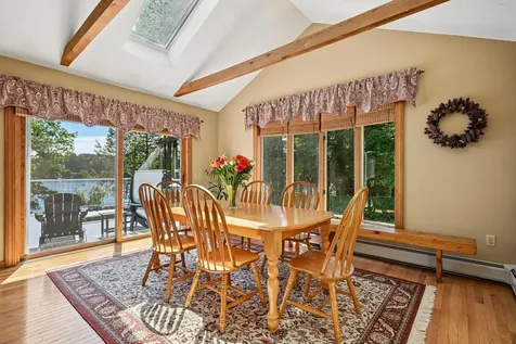 76 Holts Point Road Sandown NH 03873