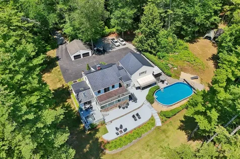 76 Holts Point Road Sandown NH 03873