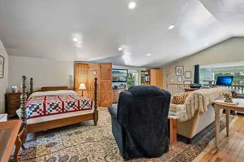 76 Holts Point Road Sandown NH 03873