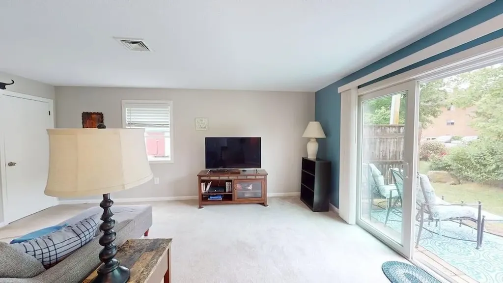 280 Stonebridge Drive Nashua NH 03063