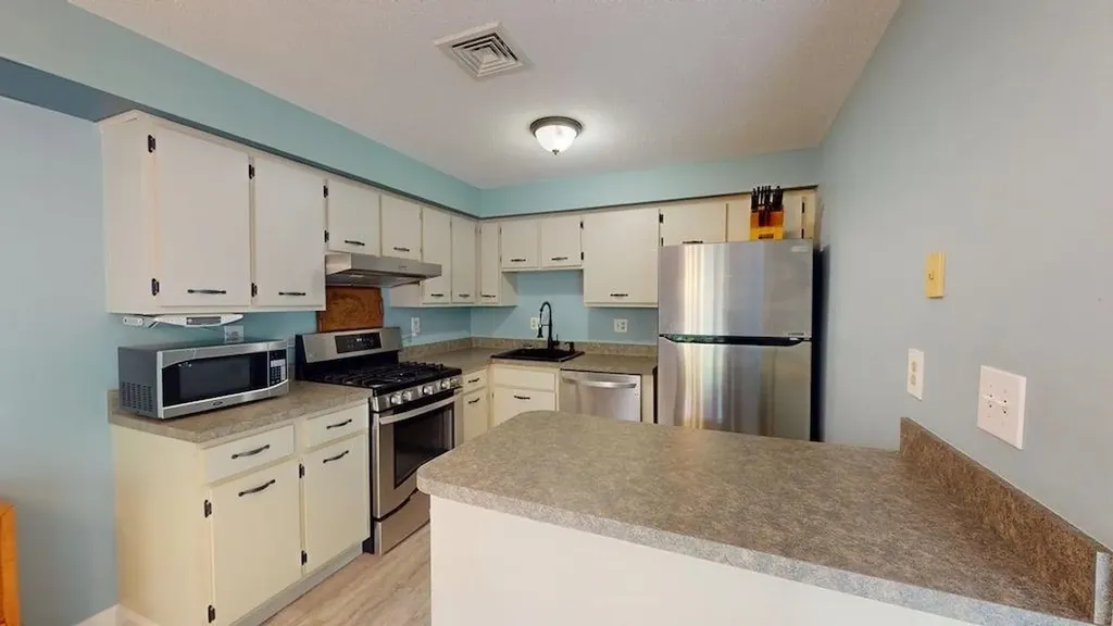 280 Stonebridge Drive Nashua NH 03063