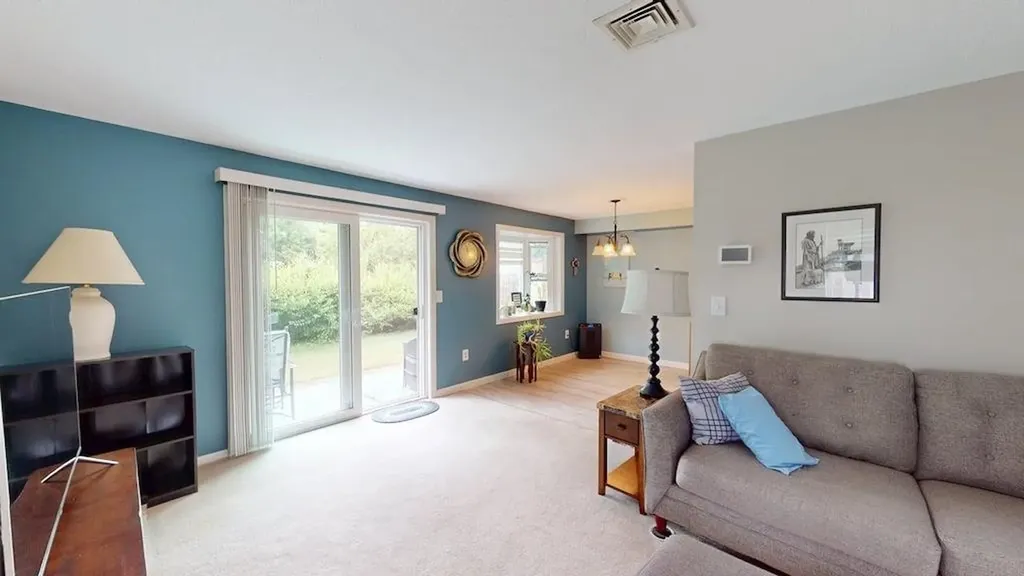 280 Stonebridge Drive Nashua NH 03063