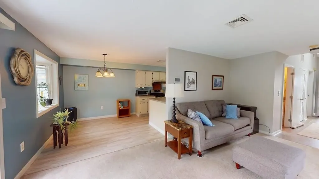 280 Stonebridge Drive Nashua NH 03063