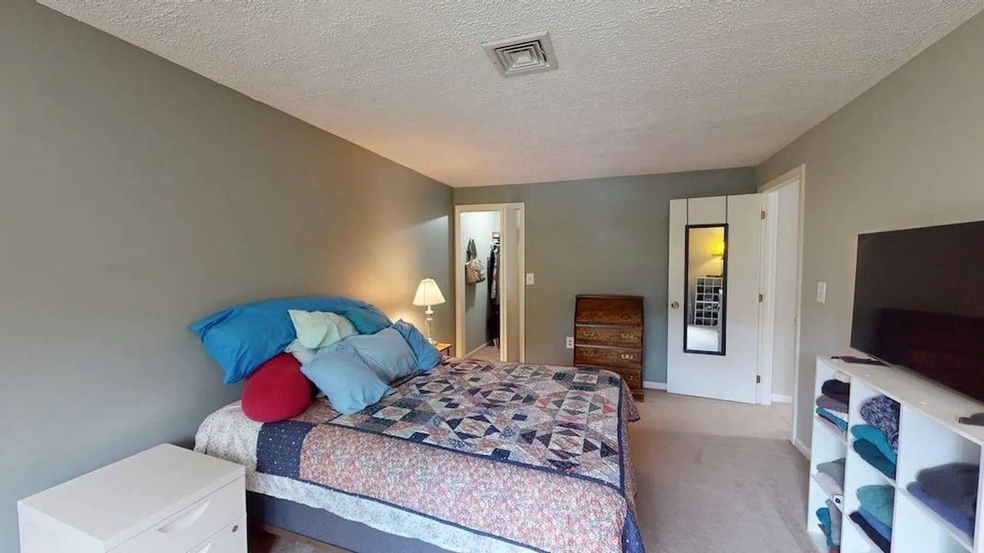 280 Stonebridge Drive Nashua NH 03063