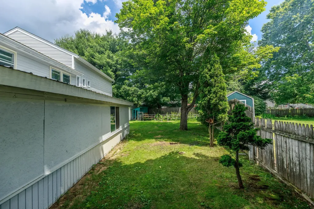 14 Alder Creek Drive Concord NH 03303