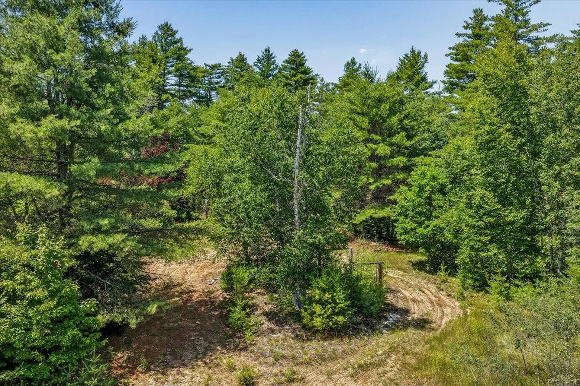 52 Mac Avenue Newport NH 03773