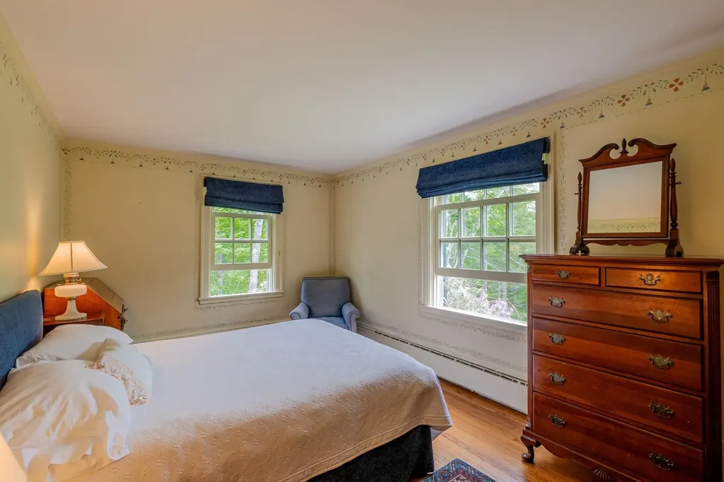 1613 West Road Manchester VT 05255